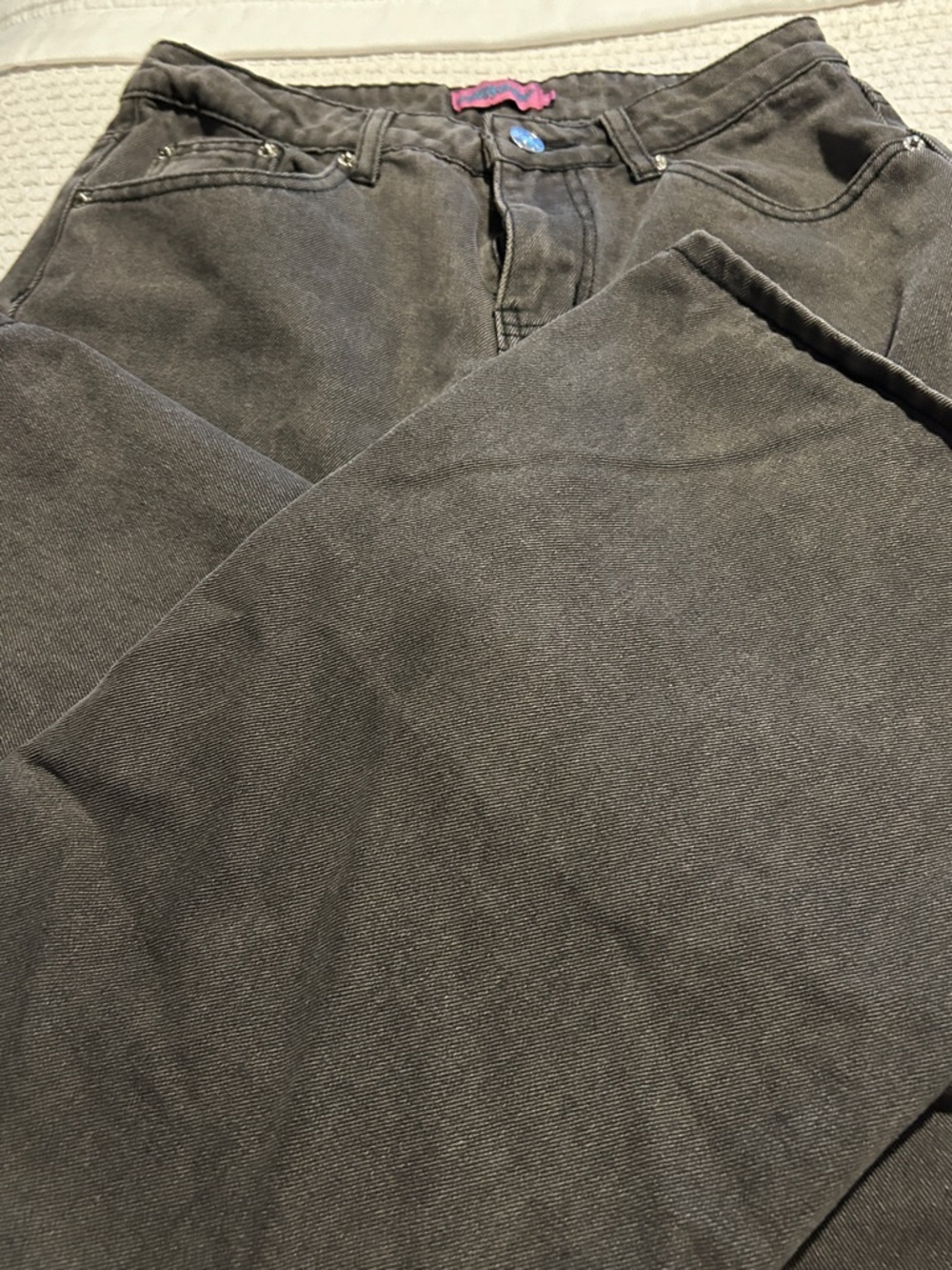 Edikted Wide-Leg Jeans in Dark Gray - Picture 7 of 12